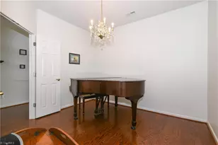 42 Wheelwright Ct, Greensboro, NC 27455 - Photo 13