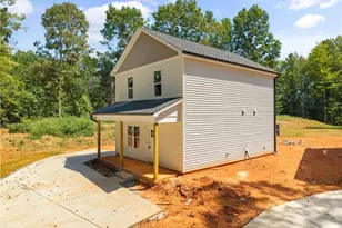 107 Barlow Cir, Winston-Salem, NC 27105 - Photo 3