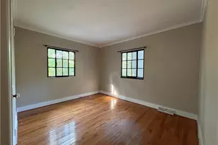 2611 Sherwood St, Greensboro, NC 27403 - Photo 11