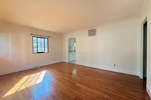 2611 Sherwood St, Greensboro, NC 27403 - Photo 3