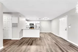 1911 Walker Ave, Greensboro, NC 27403 - Photo 5