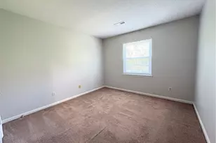 5627 Hornaday Rd, Greensboro, NC 27409 - Photo 7