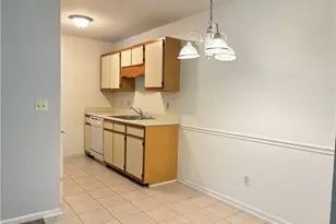 5627 Hornaday Rd, Greensboro, NC 27409 - Photo 5