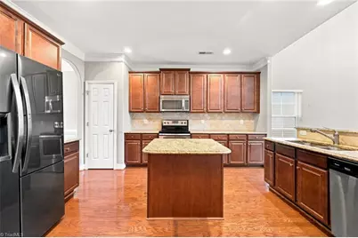 5465 Holbein Gate Road, Walkertown, NC 27051 - Photo 9