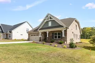 241 Shady Brook Ln, Winston-Salem, NC 27023 - Photo 3