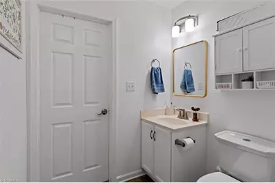 307 Skiles Heights #D, Thomasville, NC 27360 - Photo 15