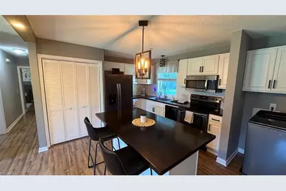 190 Southridge Run Lane, North Wilkesboro, NC 28659 - Photo 5