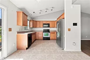 306 Walden Ridge Ct, Winston-Salem, NC 27127 - Photo 9