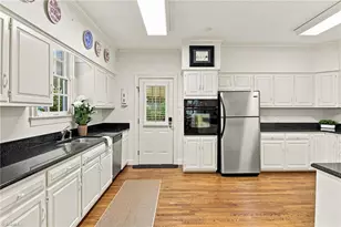 311 Muirfield Dr, Winston-Salem, NC 27106 - Photo 19