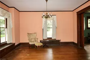 418 W Main St, Elkin, NC 28621 - Photo 11