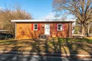 703 Wicker St, Burlington, NC 27217 - Photo 1