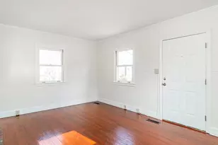 703 Wicker St, Burlington, NC 27217 - Photo 5