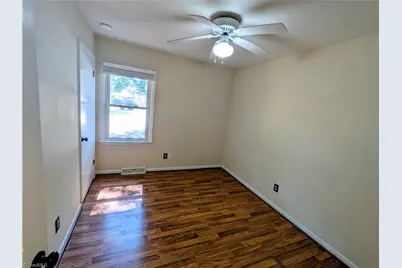 1004 Renee Drive, Kernersville, NC 27284 - Photo 9