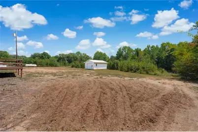 802 Strawberry Road, Reidsville, NC 27320 - Photo 41