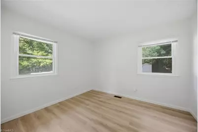 737 Lakeview Drive, Henderson, NC 27536 - Photo 11