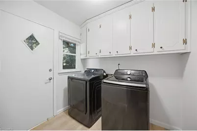 737 Lakeview Drive, Henderson, NC 27536 - Photo 3