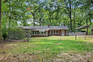 386 Broad St, Denton, NC 27239 - Photo 3