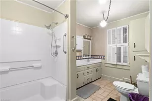 386 Broad St, Denton, NC 27239 - Photo 29