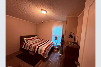 2828 E Pine Street, Mount Airy, NC 27030 - Photo 15