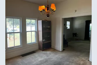 207 Summit Street, Walnut Cove, NC 27052 - Photo 9