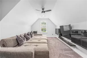 569 Wentworth Dr, Winston-Salem, NC 27107 - Photo 35