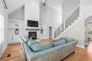 569 Wentworth Dr, Winston-Salem, NC 27107 - Photo 9