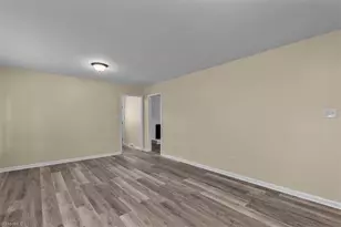 606 Pleasant Dr, Greensboro, NC 27410 - Photo 13