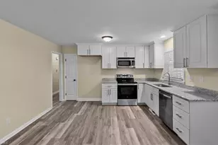 606 Pleasant Dr, Greensboro, NC 27410 - Photo 9