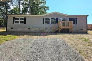 116 Brookfield Dr, Mount Airy, NC 27030 - Photo 1