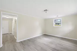 214 Cedar St, Eden, NC 27288 - Photo 5