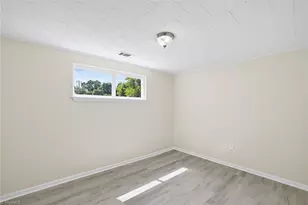 214 Cedar St, Eden, NC 27288 - Photo 21