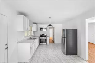 2220 Bradley St, Greensboro, NC 27406 - Photo 13