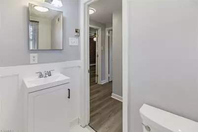 201 Wedgewood Drive, Jamestown, NC 27282 - Photo 27