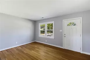 201 Wedgewood Dr, Jamestown, NC 27282 - Photo 5
