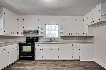 3120 Nc Highway 62 E, Liberty, NC 27298 - Photo 7