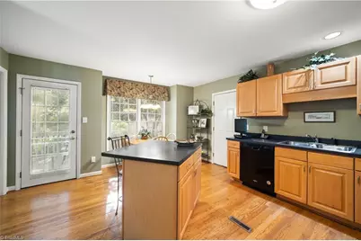 401 Wind Haven Lane, Winston-Salem, NC 27104 - Photo 15