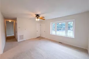 3221 Meadow Ln, Winston-Salem, NC 27107 - Photo 3