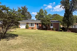3221 Meadow Ln, Winston-Salem, NC 27107 - Photo 17
