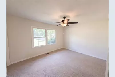 3221 Meadow Lane, Winston-Salem, NC 27107 - Photo 13
