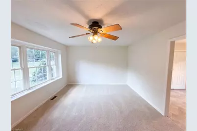3221 Meadow Lane, Winston-Salem, NC 27107 - Photo 9