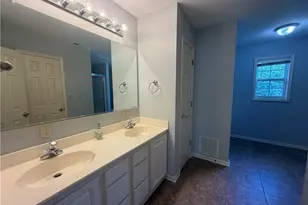 2017 Pembrooke Forest Dr, Winston-Salem, NC 27106 - Photo 17