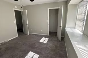 28 Forsyth St, Thomasville, NC 27360 - Photo 7