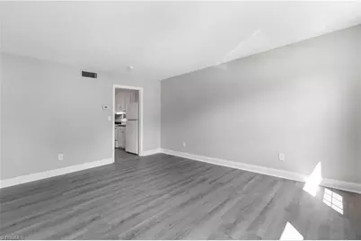 18 Forsyth Street, Thomasville, NC 27360 - Photo 3