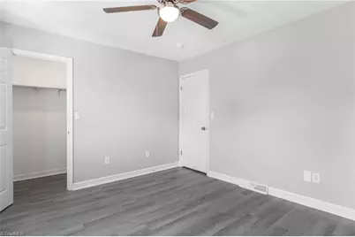 18 Forsyth Street, Thomasville, NC 27360 - Photo 11