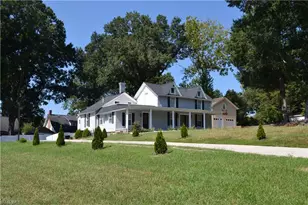 535 Patrick St, Eden, NC 27288 - Photo 13