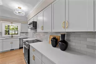 2621 W Woodlyn Way, Greensboro, NC 27407 - Photo 13