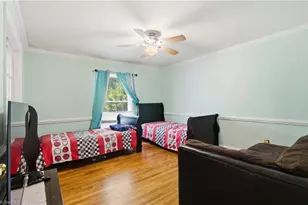 1702 Westminster Dr, Greensboro, NC 27410 - Photo 29