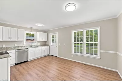 909 Highview Street, Haw River, NC 27258 - Photo 15