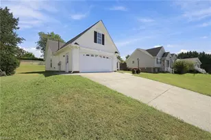 6232 Spurgeon Way, High Point, NC 27265 - Photo 37
