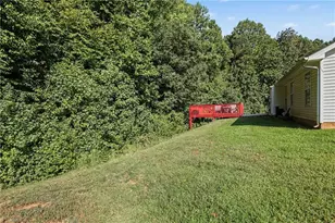 607 Whistling Swan Dr, Greensboro, NC 27455 - Photo 25